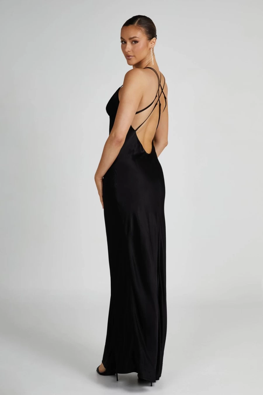 "MAKARI by MESHKI - Premium Women's Fashion Collection"
