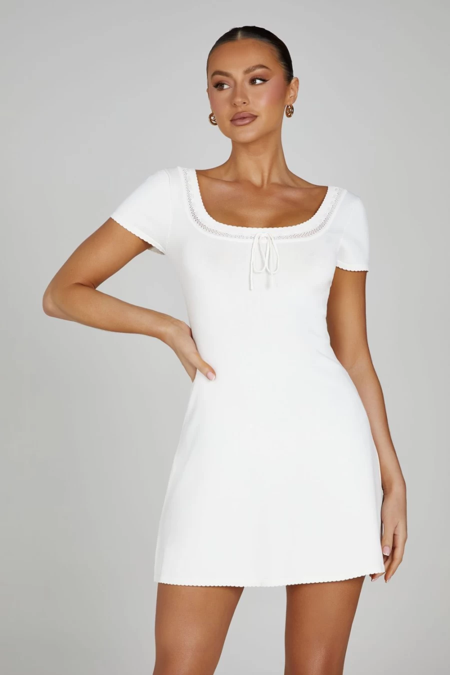 "MESHKI Women's Georgia Dress - Elegant & Stylish Outfit for Women"