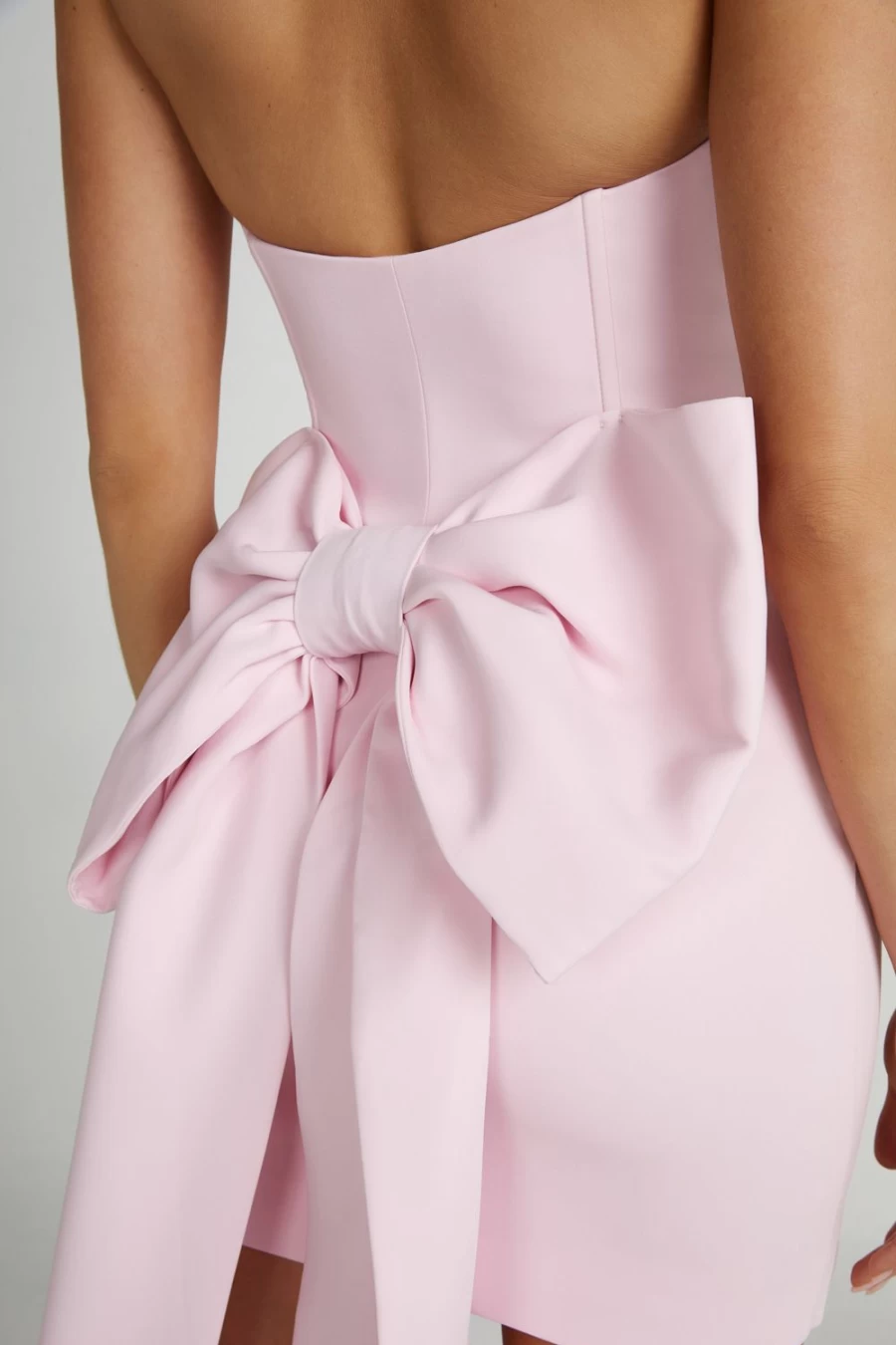 MESHKI Women's Meredith Dress - Stylish and Elegant Fashion for Women