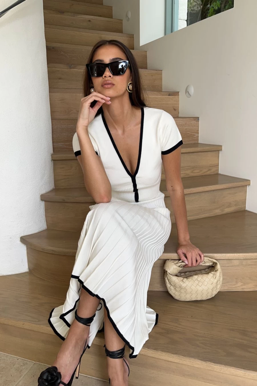 MESHKI Jolene Women's Fashion Dress - Elegant and Stylish Outfit for Every Occasion