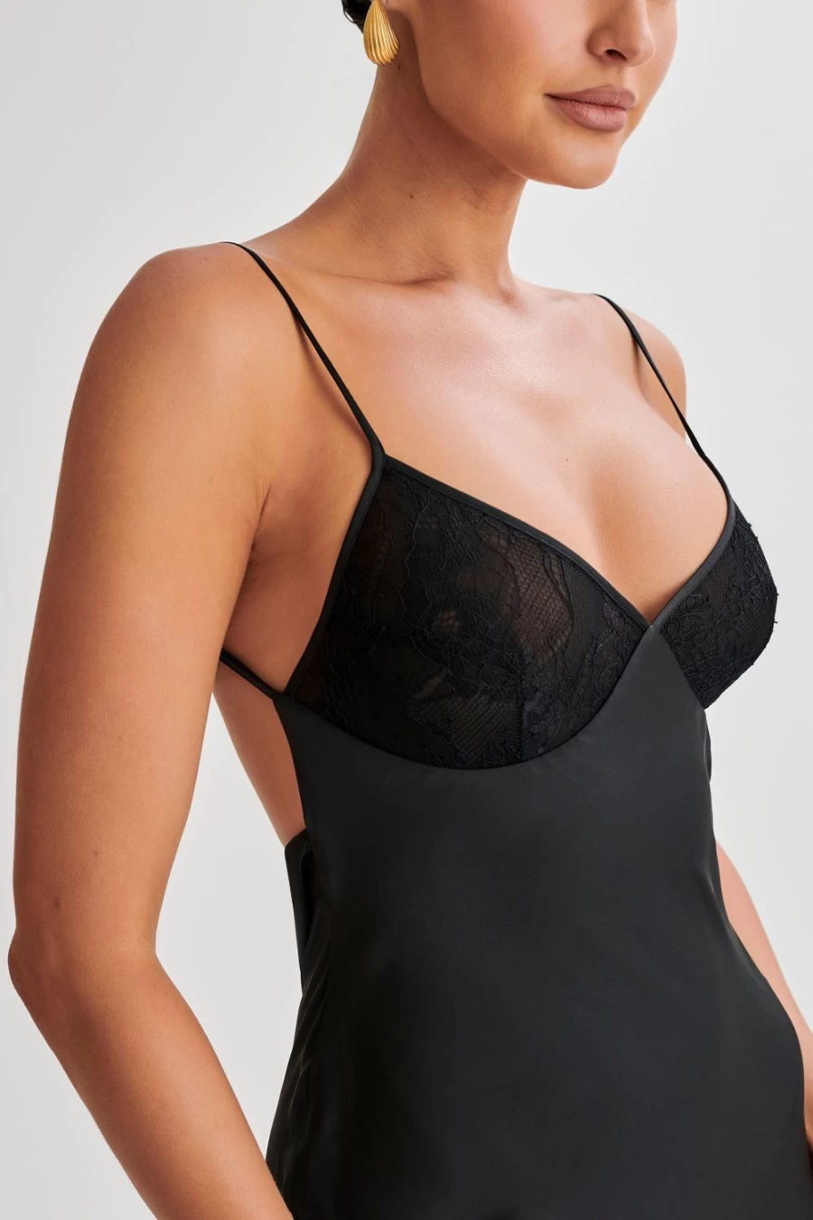 "MESHKI Myrna Women's Fashion Apparel | Stylish & Trendy Outfit"